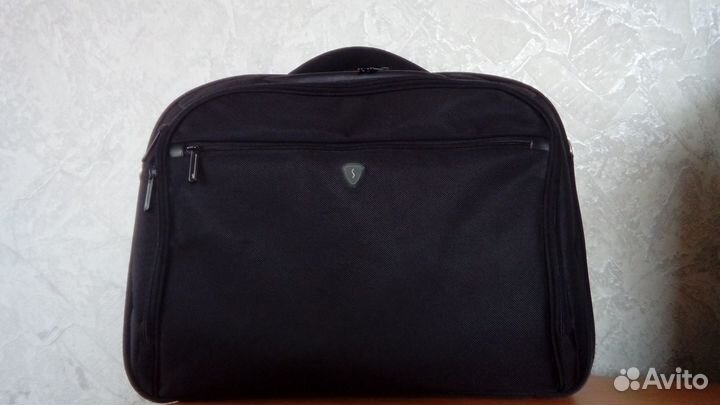 Продам сумку для ноутбука