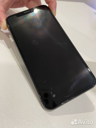 Телефон iPhone x