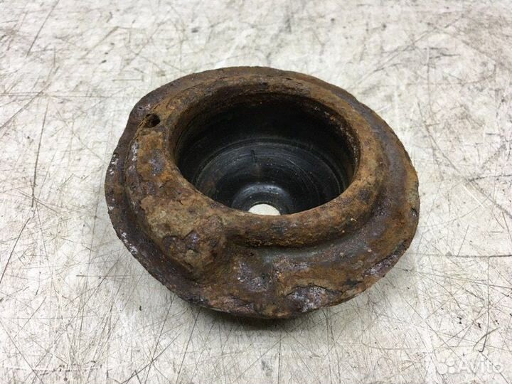 Тарелка пружины Volkswagen Pointer/Golf Br