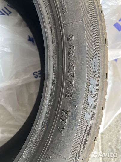 Bridgestone Potenza S001 245/45 R19 98Y