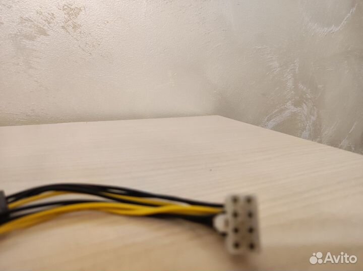 Адаптер питания для видеокарты