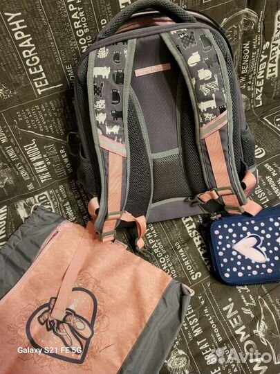 Школьный рюкзак, сменка и пенал