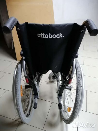 Активная новая инвалидная коляска