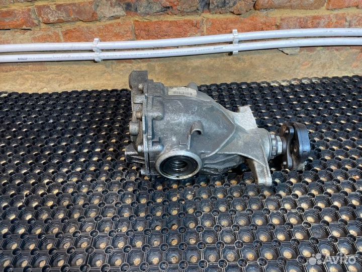 Редуктор моста задний Bmw 5 F11 N52B30 AF 2011