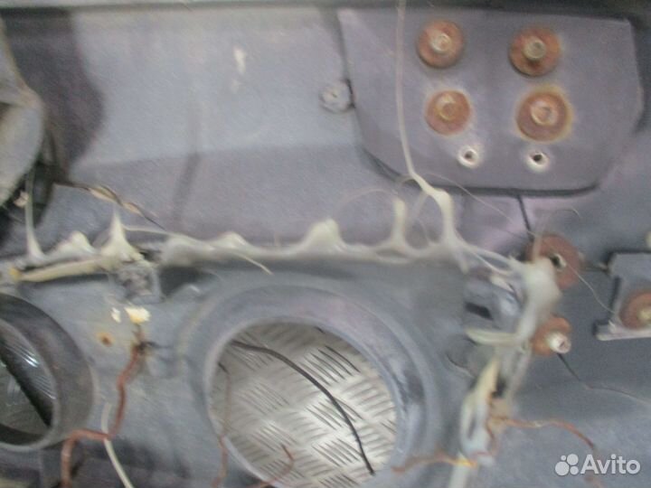 Бампер Iveco 504186932