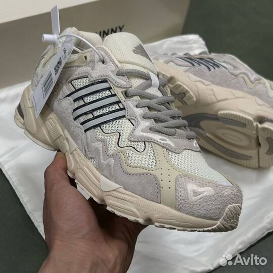 Кроссовки Adidas Bad Bunny X Response Cl