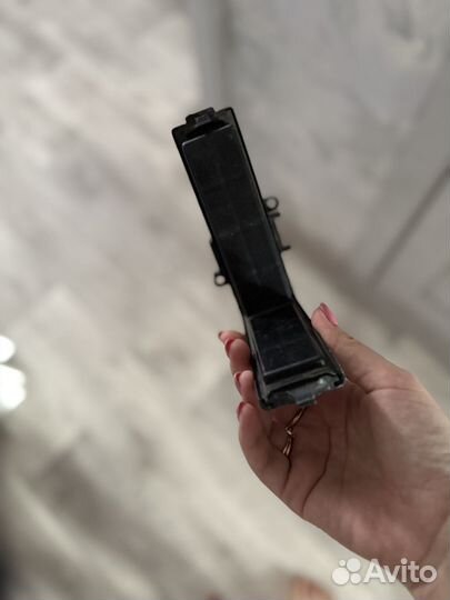 Крышка салонного фильтра nissan qashqai, x-trail