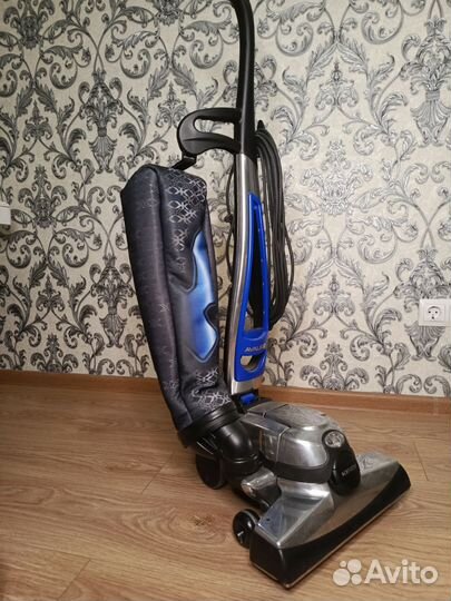 Пылесос Kirby