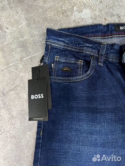 Джинсы Hugo Boss