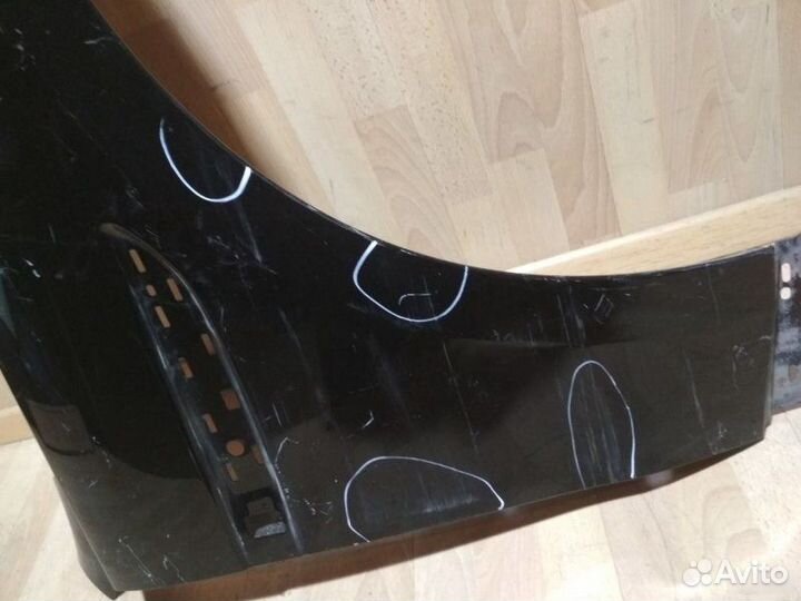 Крыло Jaguar F Pace