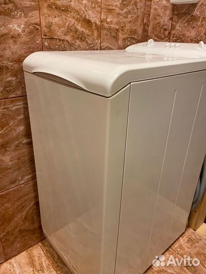 Стиральная машина с вертикальной загрузкой