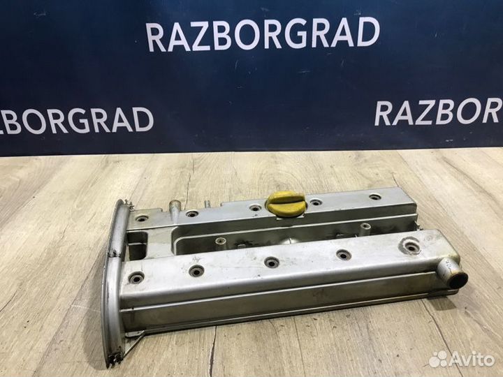 Крышка клапанная Opel Vectra B 1.8 X18XE 1998