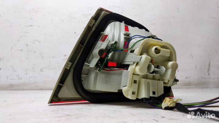 Фонарь задний левый Bmw 3-Series E90 3.0D 2011