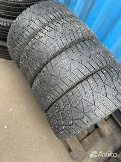 Dunlop Ice Touch 215/65 R16 98T