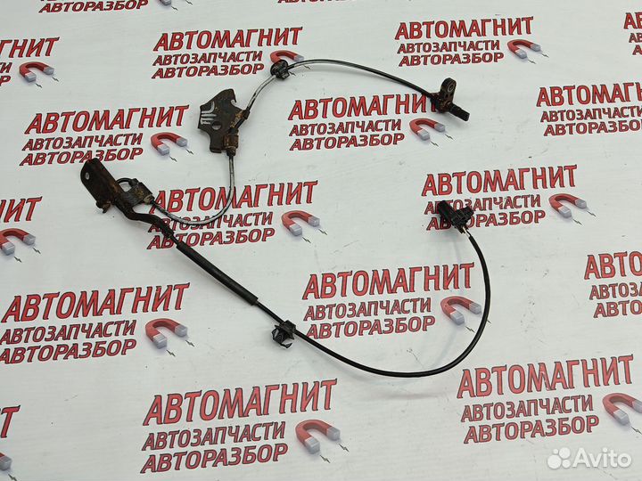 Датчик абс передний левый Тойота Королла Е150