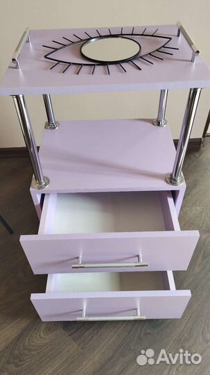 Этажерка,тумба для мастеров красоты