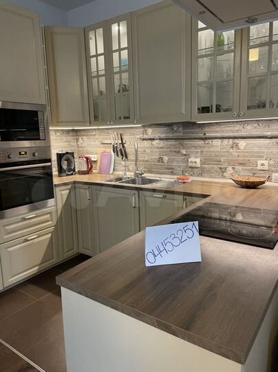 2-к. квартира, 78 м², 2/5 эт.