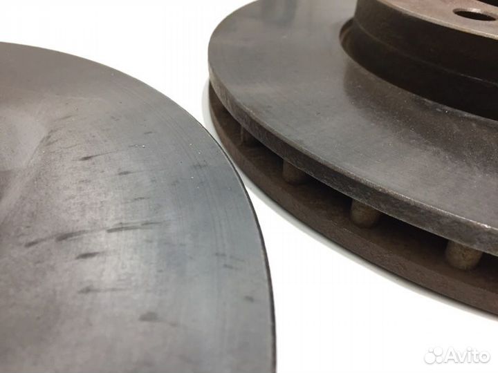 Тормозные диски переднее Ford Focus 2 qqdb 2007