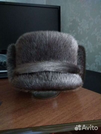 Мужская шапка