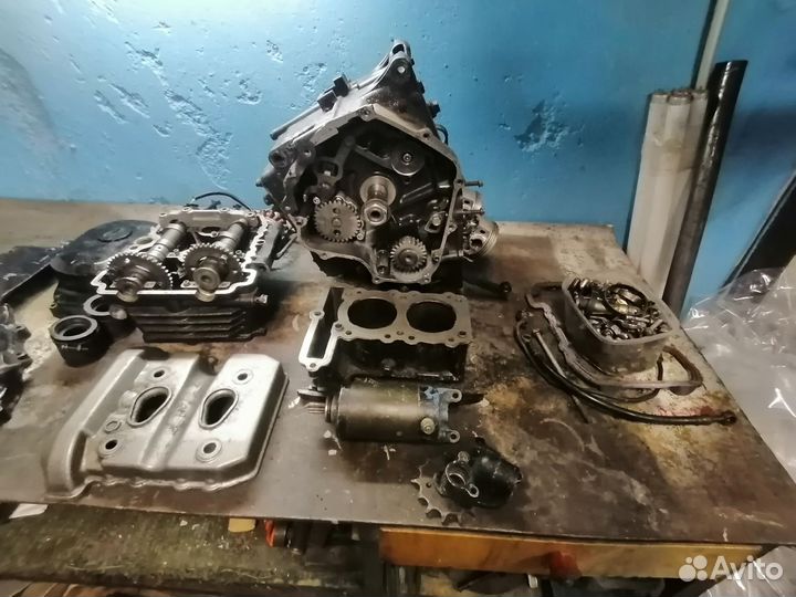 Двигатель ZZR 250