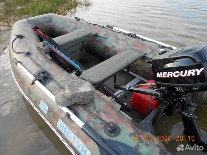 Лодка с мотором Меркури