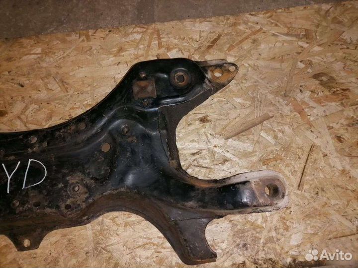 Подрамник Byd F3 DA4G18