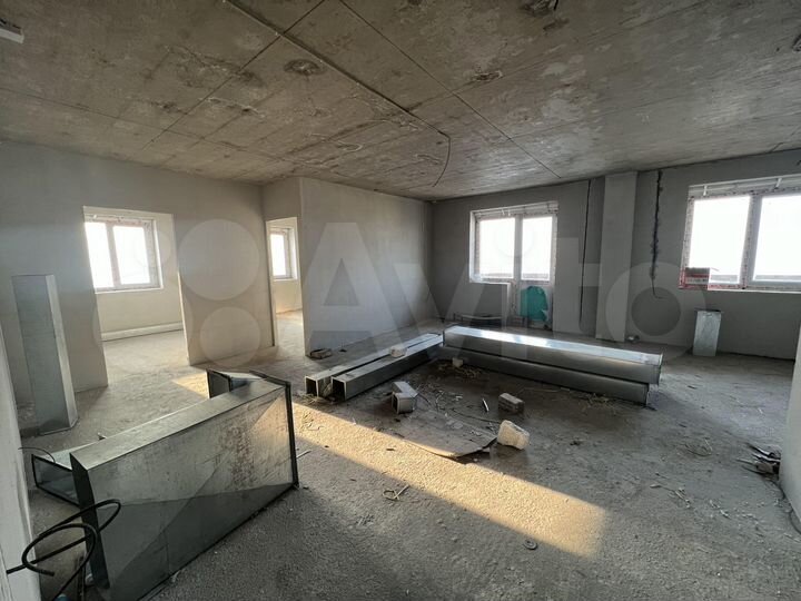 3-к. квартира, 83 м², 4/12 эт.