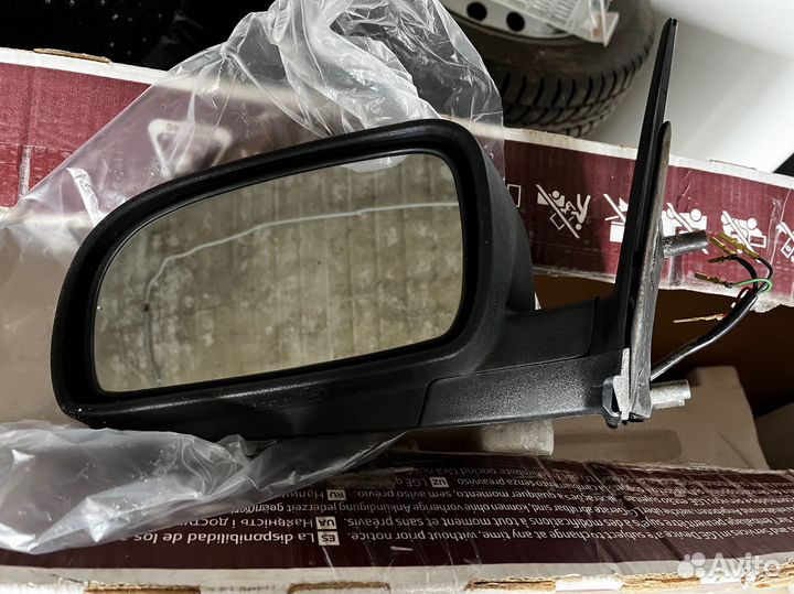 Боковое зеркало приора (Левое)