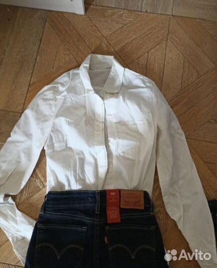 Джинсы levis новые 23 р-р XS к ним в подарок 3 вер