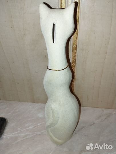 Копилка-статуэтка