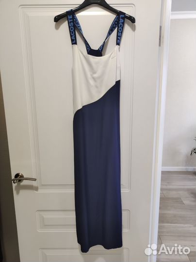 Платье Lacoste 36