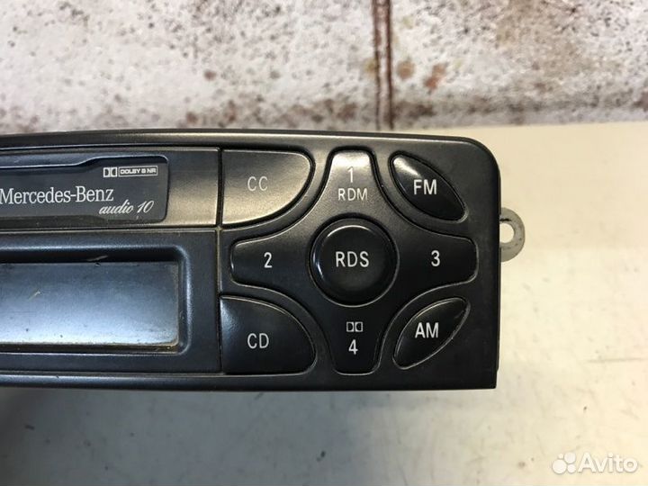 Магнитола штатная Mercedes-Benz C-Class W203 1.8