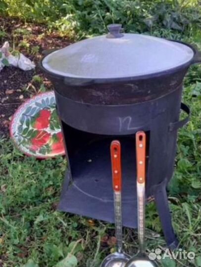 Казан чугунный 16 литров с печкой