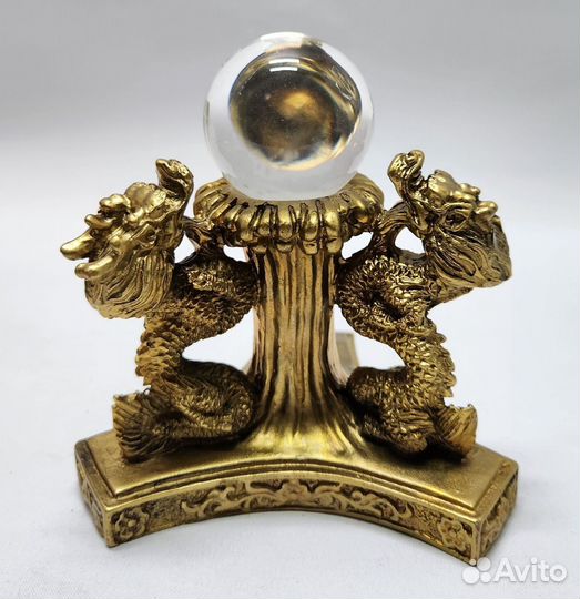 Статуэтка Фэн-шуй Три дракона с жемчужиной, стекля