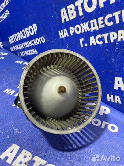 Моторчик печки Hyundai Accent седан G4EC 2007