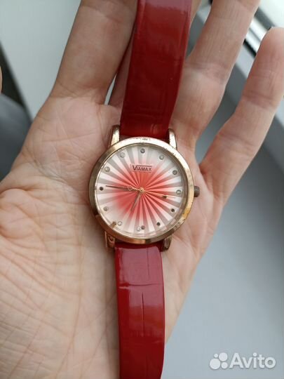 Часы наручные женские механические красные
