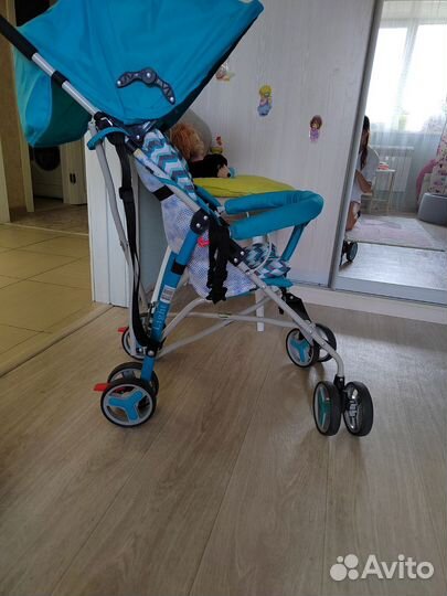 Прогулочная коляска трость