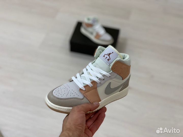 Кроссовки Air Jordan 1 Milan (36-40)