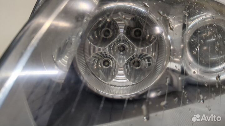 Фара (передняя) Audi A8 (D3), 2005