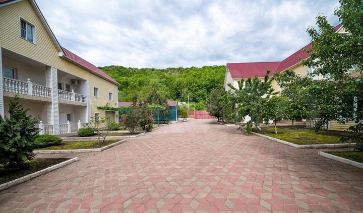 Дом 374,5 м² на участке 10 сот.