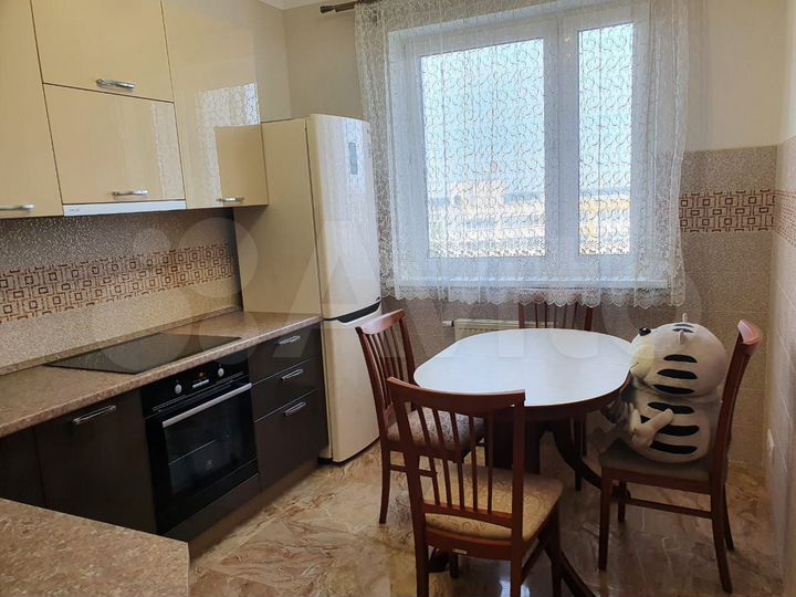 1-к. квартира, 44 м², 14/16 эт.