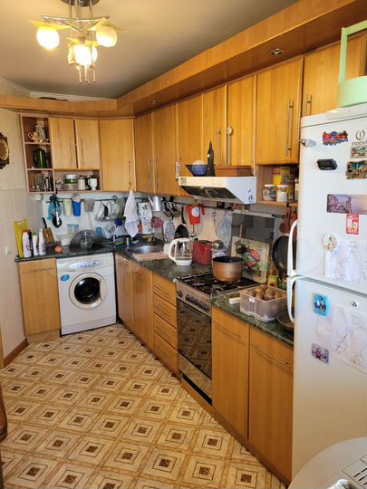 2-к. квартира, 68 м², 6/10 эт.