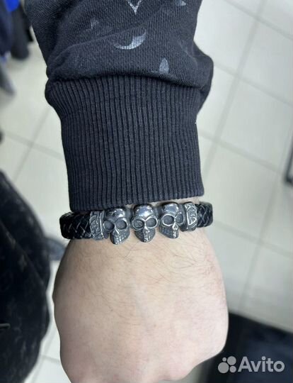 Кожаный мужской браслет