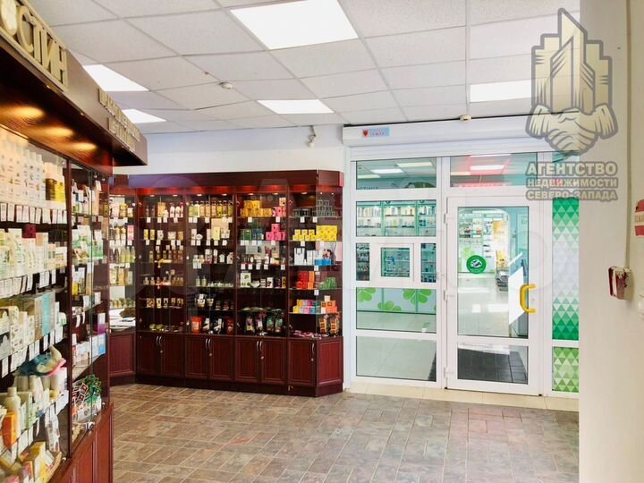 Аренда у метро, пешеходная зона, трафик