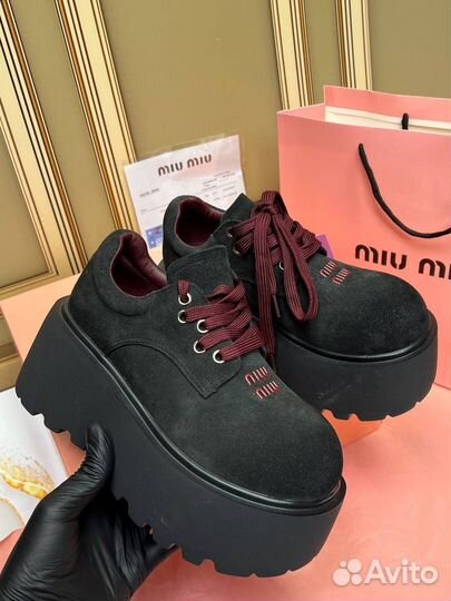 Красовки Miu Miu женские