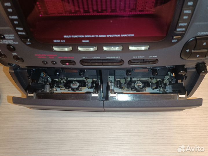 Музыкальный центр