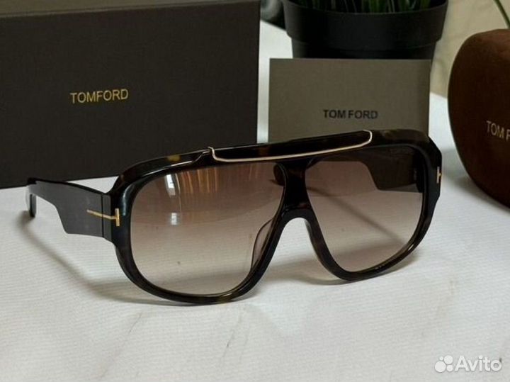 Очки Tom Ford Rellen FT 1093