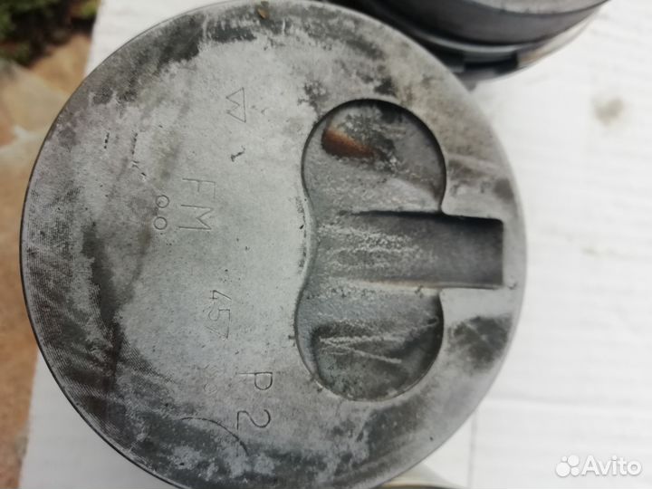 Поршни ST с кольцами и пальцем Ситроен DW8B