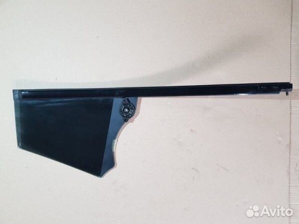 Форточка двери задняя левая Bmw 5-Series 535I Gt