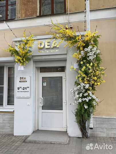 Оформление фасада, декор входной группы